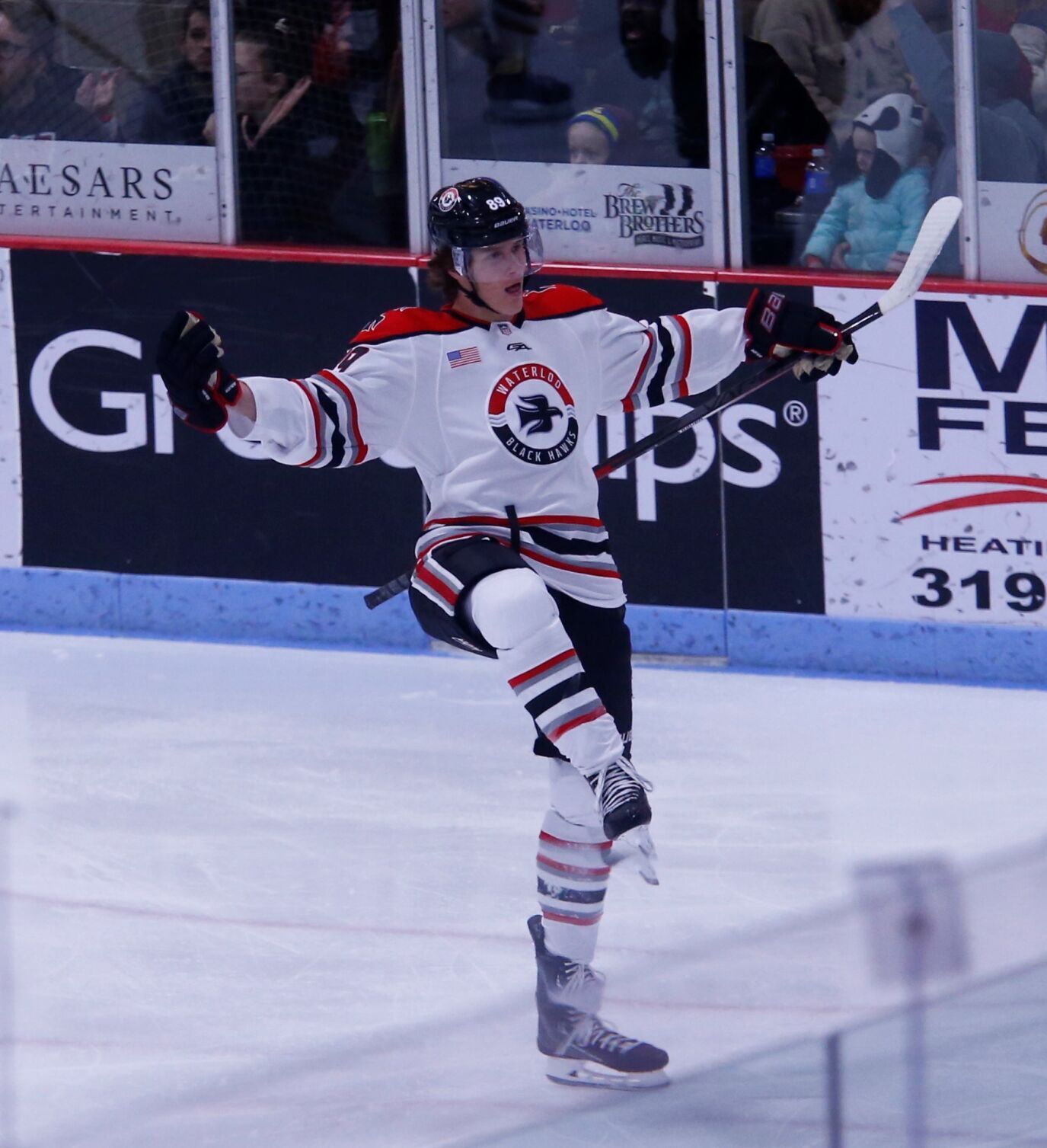 111122-spt-black hawks-1